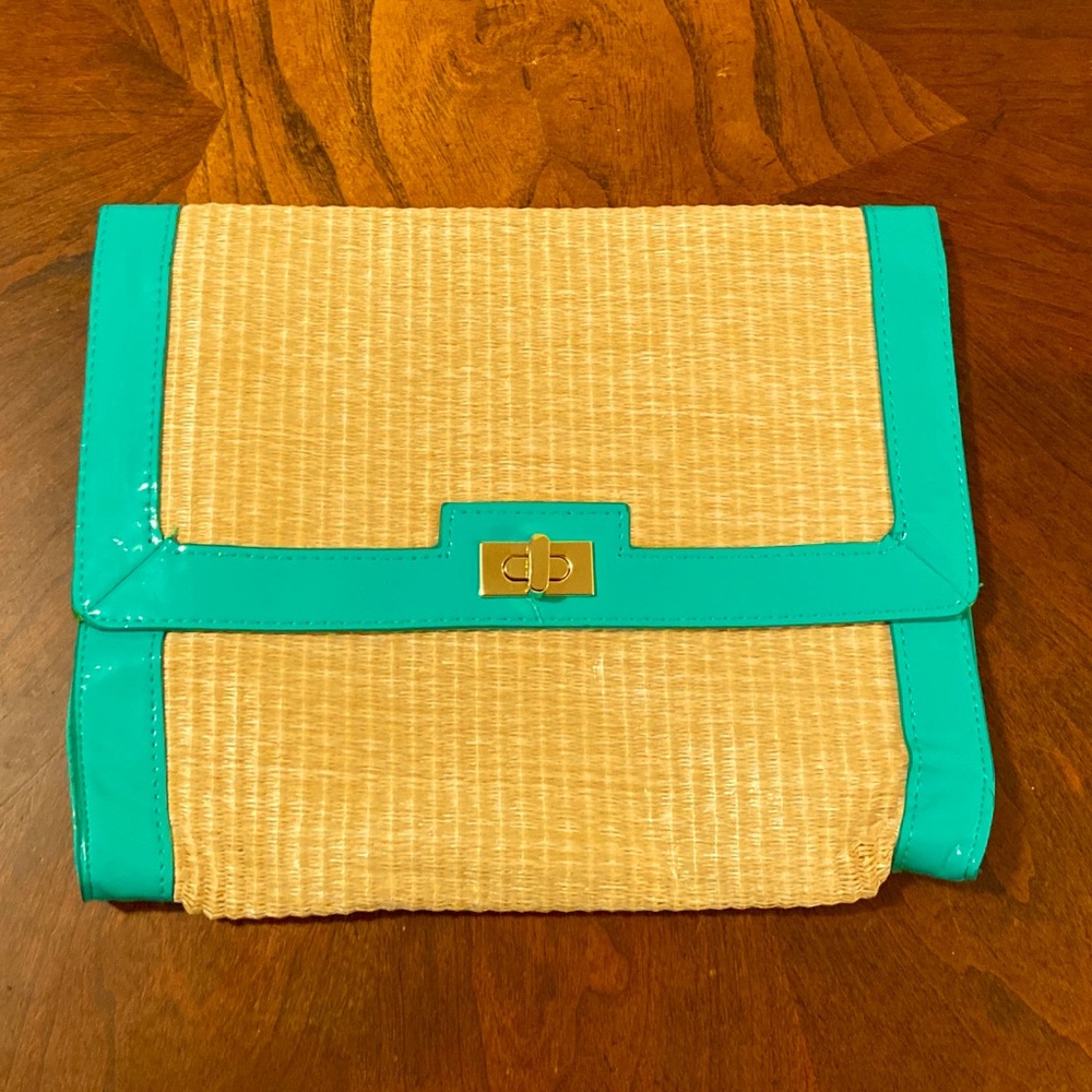 Teal/turquoise H&M woven straw clutch hand bag